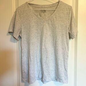 Time and Tru Heather Gray V-Neck Tee